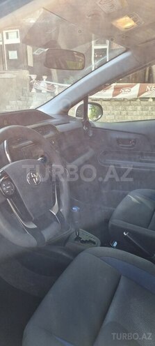 Toyota Aqua 2017, 176,000 km - 1.5 l - Bakı
