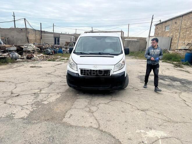 Peugeot  2012, 240,000 km - 1.6 л - Bakı
