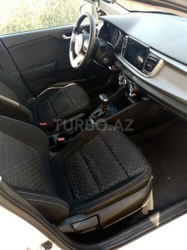 Kia Rio 2017, 95,000 km - 1.6 l - Bakı