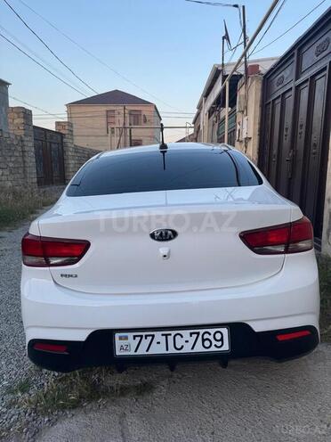 Kia Rio 2017, 95,000 km - 1.6 l - Bakı