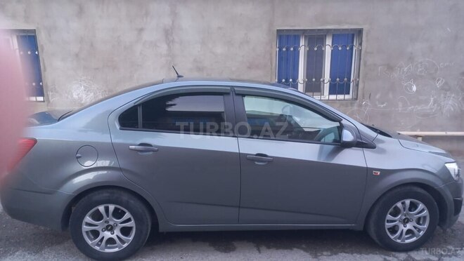 Chevrolet Aveo-4