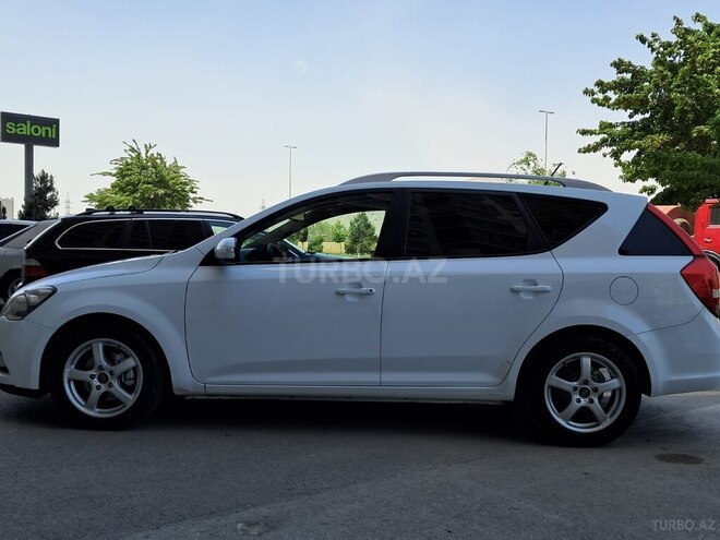 Kia  2011, 215,250 km - 1.6 l - Bakı