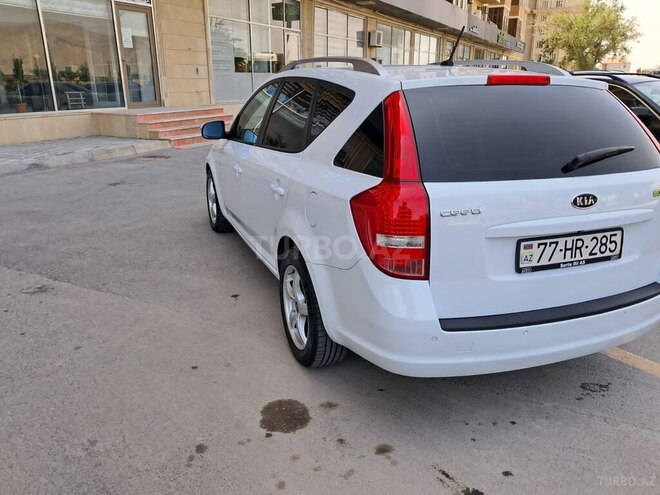 Kia  2011, 215,250 km - 1.6 l - Bakı