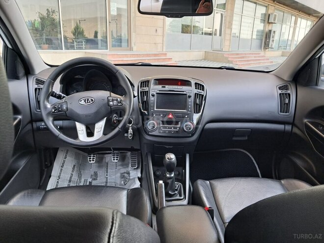 Kia  2011, 215,250 km - 1.6 l - Bakı