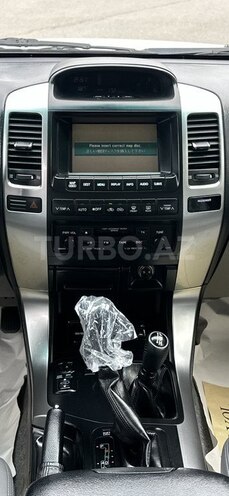 Toyota Land Cruiser Prado-18
