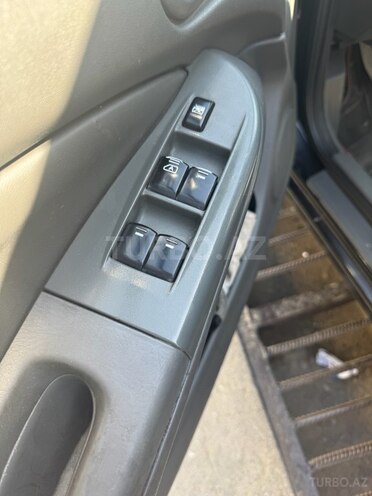 Nissan Sunny 2011, 282,123 km - 1.6 l - Bakı