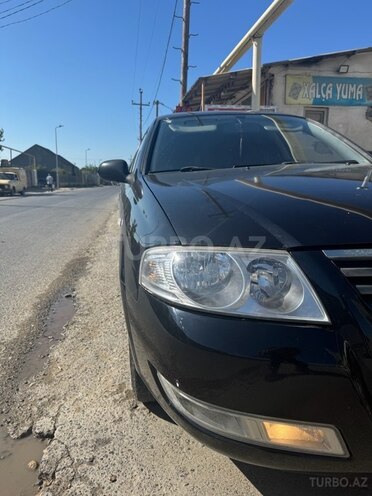 Nissan Sunny 2011, 282,123 km - 1.6 l - Bakı