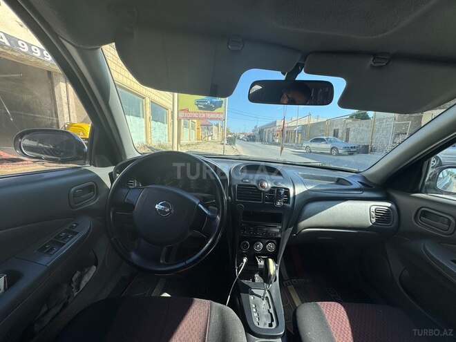 Nissan Sunny 2011, 282,123 km - 1.6 l - Bakı