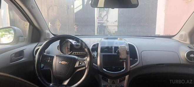 Chevrolet Aveo-5