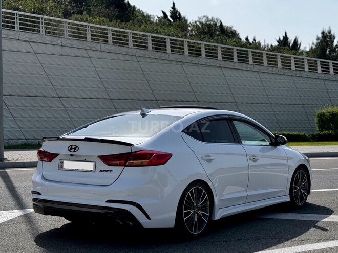 Hyundai Elantra 2016, 141,000 km - 1.6 л - Bakı