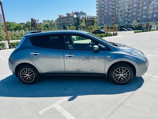 Nissan Leaf 2015, 37,300 km - 0.0 l - Bakı
