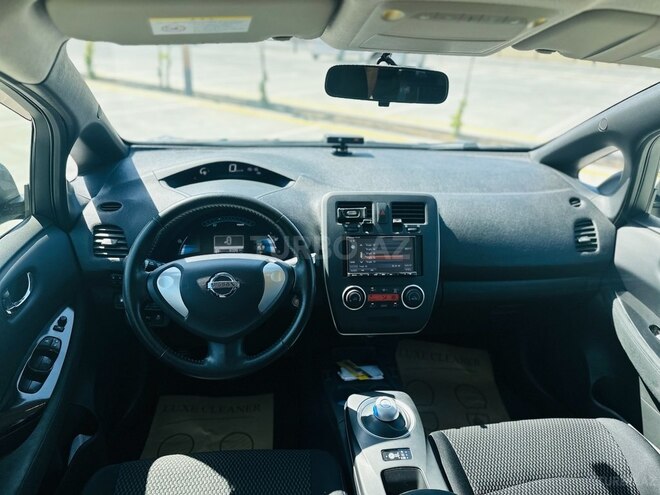 Nissan Leaf 2015, 37,300 km - 0.0 l - Bakı