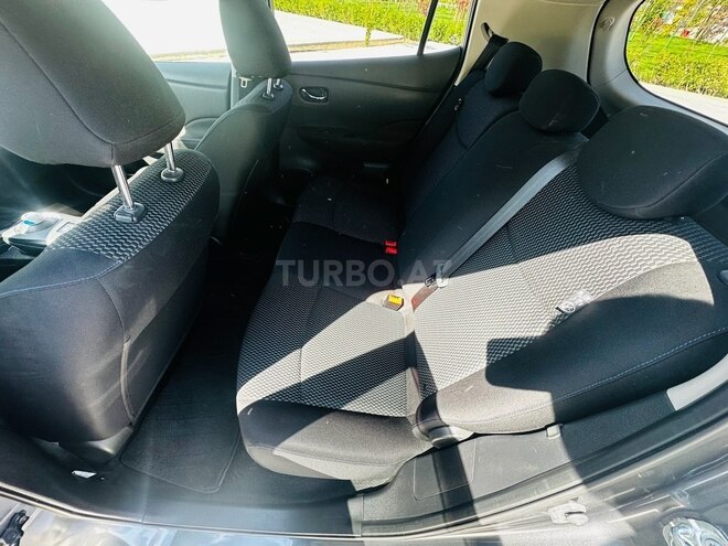 Nissan Leaf 2015, 37,300 km - 0.0 l - Bakı