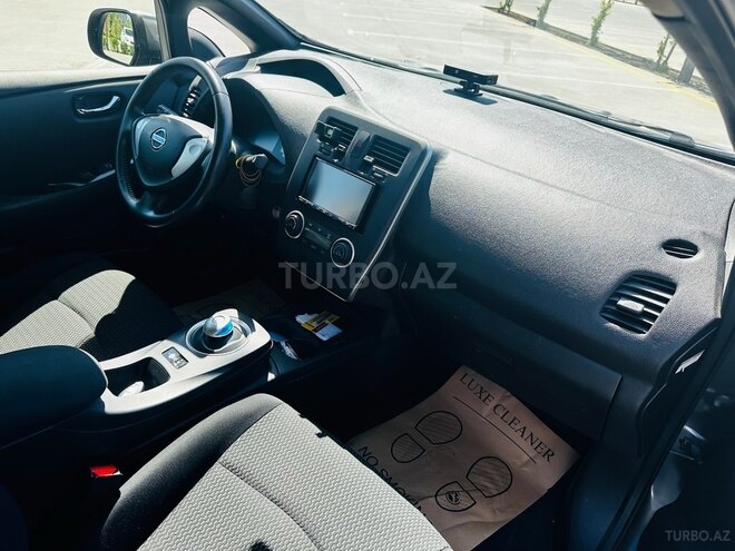 Nissan Leaf 2015, 37,300 km - 0.0 l - Bakı