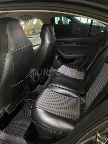 Skoda Octavia 2024, 26,990 km - 1.6 l - Bakı