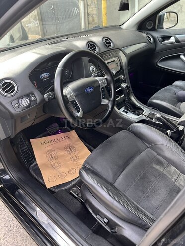 Ford Mondeo 2013, 250,000 km - 2.3 l - Bakı