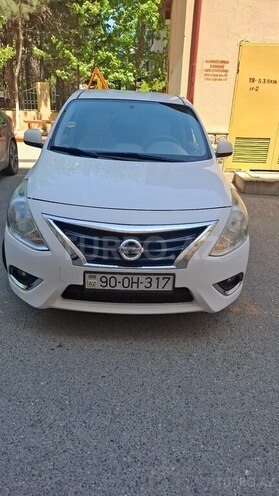 Nissan Sunny-1