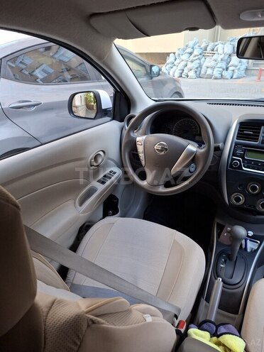 Nissan Sunny-10