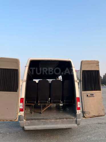 Mercedes Sprinter 208 1999, 520,000 km - 2.9 l - Zaqatala
