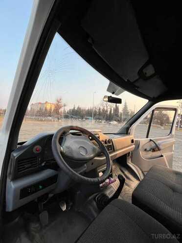 Mercedes Sprinter 208 1999, 520,000 km - 2.9 l - Zaqatala