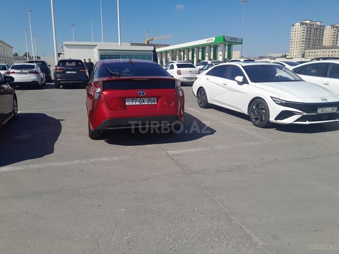 Toyota Prius 2017, 212,000 km - 1.8 l - Bakı