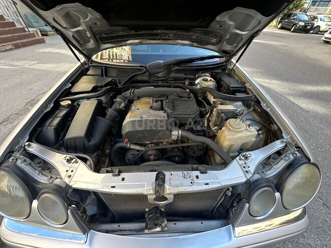 Mercedes E 230 1996, 406,000 km - 2.3 l - Bakı