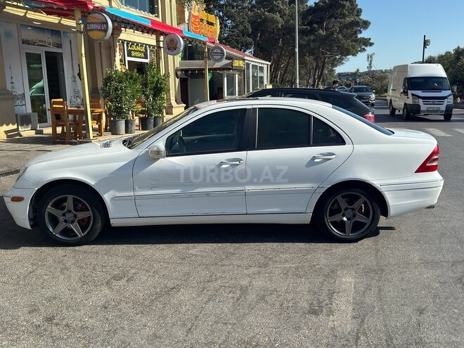 Mercedes C 240 2000, 289,650 km - 2.4 l - Bakı