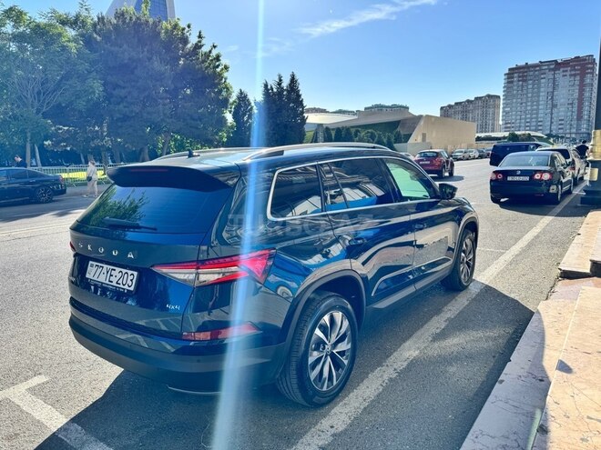 Skoda Kodiaq 2023, 28,000 km - 2.0 л - Bakı