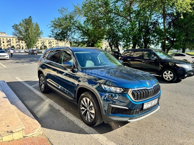 Skoda Kodiaq 2023, 28,000 km - 2.0 л - Bakı