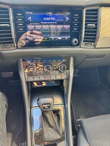 Skoda Kodiaq 2023, 28,000 km - 2.0 л - Bakı