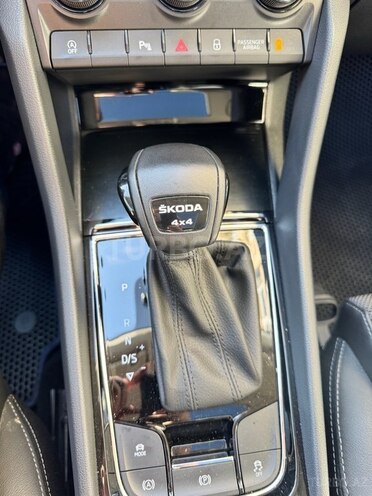 Skoda Kodiaq 2023, 28,000 km - 2.0 л - Bakı
