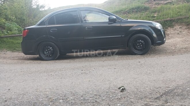 Kia Rio 2010, 445,000 km - 1.4 л - Bakı