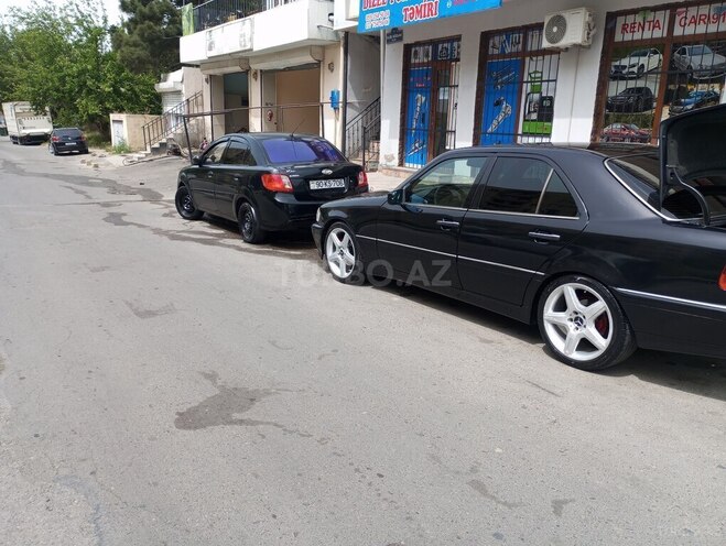 Kia Rio 2010, 445,000 km - 1.4 л - Bakı