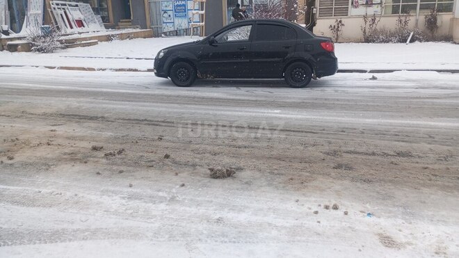 Kia Rio 2010, 445,000 km - 1.4 л - Bakı