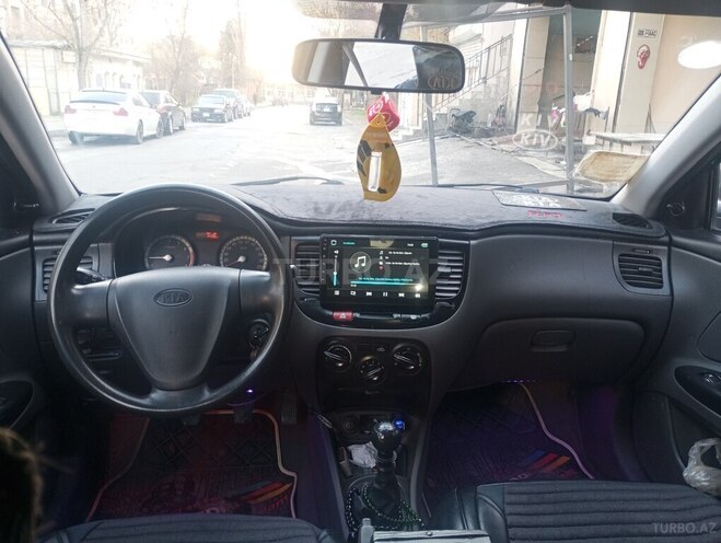 Kia Rio 2010, 445,000 km - 1.4 л - Bakı