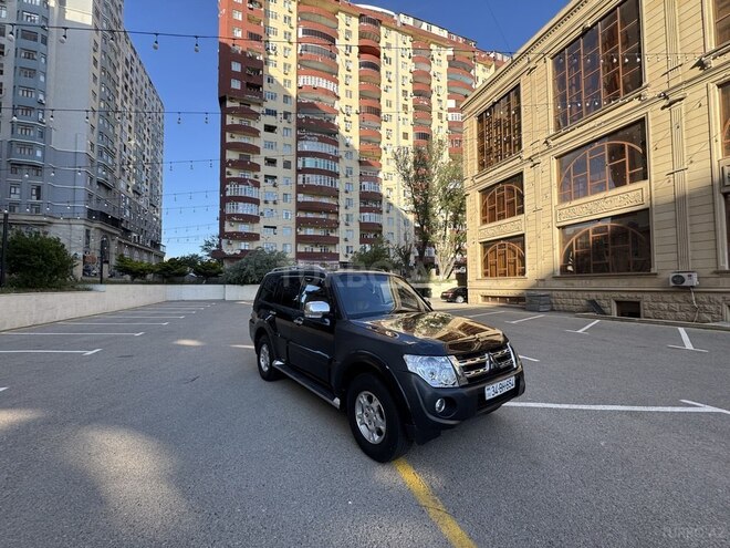 Mitsubishi Pajero 2007, 204,000 km - 3.0 l - Bakı