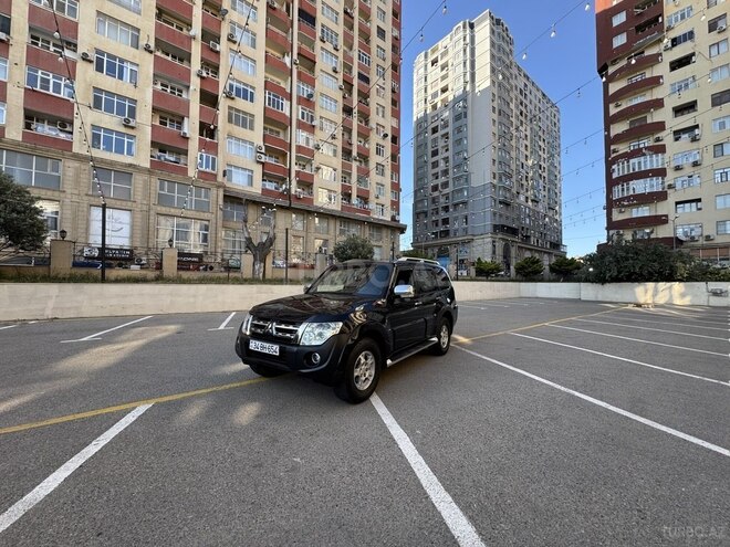Mitsubishi Pajero 2007, 204,000 km - 3.0 l - Bakı