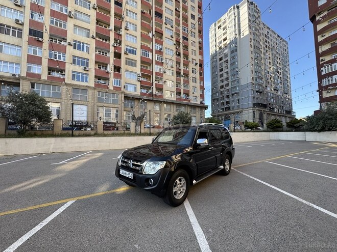 Mitsubishi Pajero 2007, 204,000 km - 3.0 l - Bakı