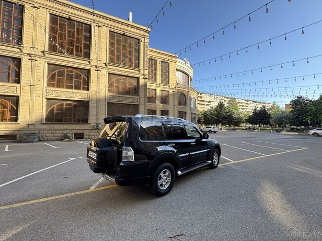 Mitsubishi Pajero 2007, 204,000 km - 3.0 l - Bakı