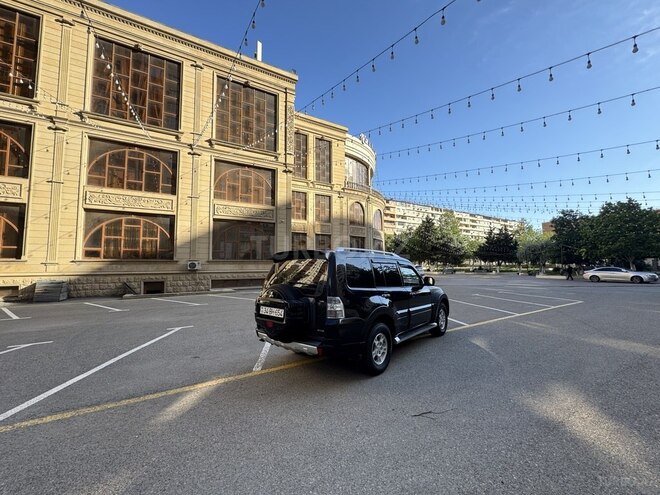 Mitsubishi Pajero 2007, 204,000 km - 3.0 l - Bakı