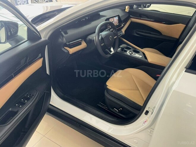 Changan Uni-V-8
