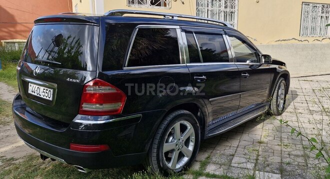 Mercedes GL 450 4MATIC 2007, 241,222 km - 4.7 l - Masallı