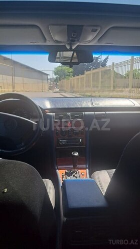 Mercedes E 220 d 1997, 454,000 km - 2.2 l - Bakı