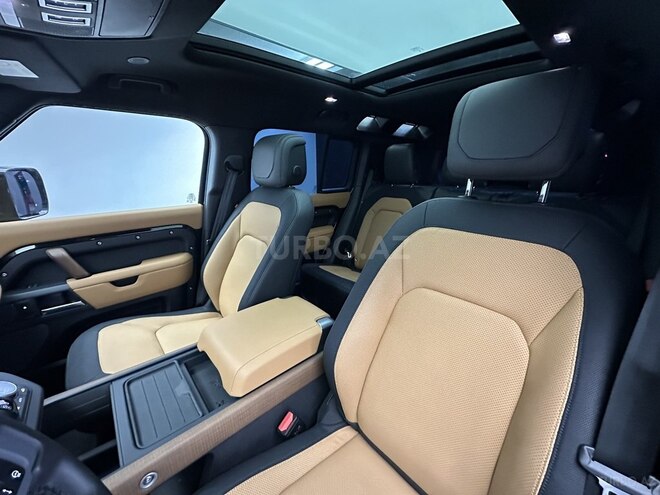 Land Rover Defender 2023, 15,000 km - 3.0 l - Bakı