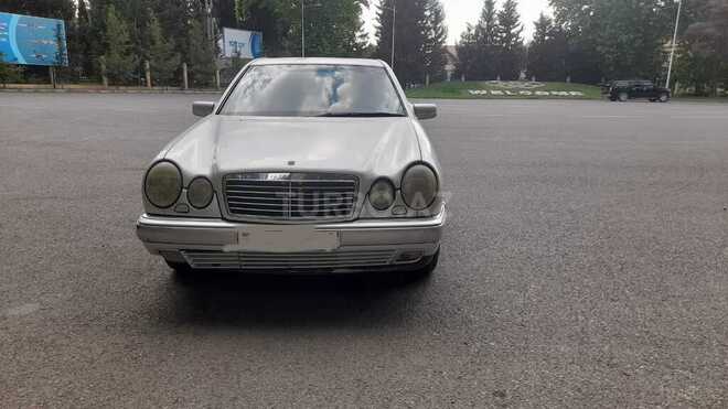 Mercedes E 200 1998, 360,000 km - 2.0 l - Mingəçevir