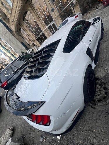 Ford Mustang 2019, 80,000 km - 2.3 л - Bakı