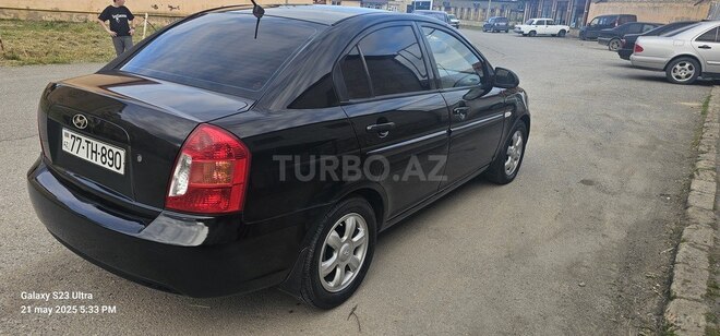 Hyundai Accent 2007, 250,000 km - 1.6 l - Quba