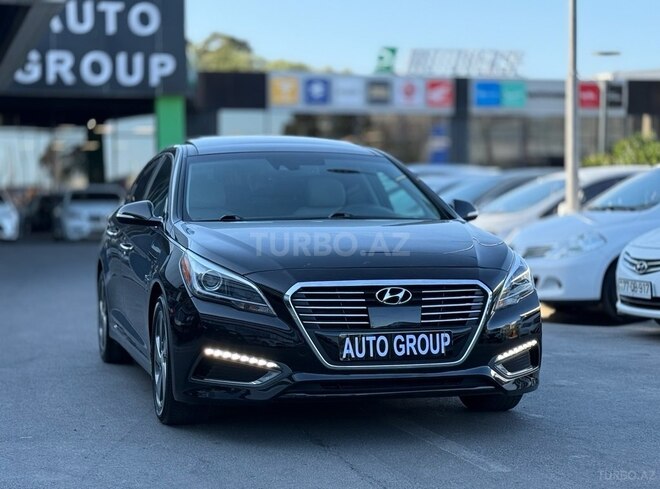 Hyundai Sonata-2