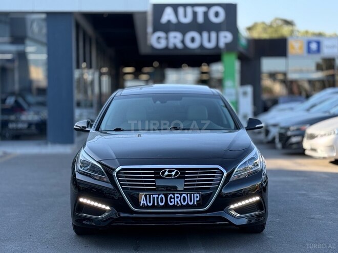Hyundai Sonata-1