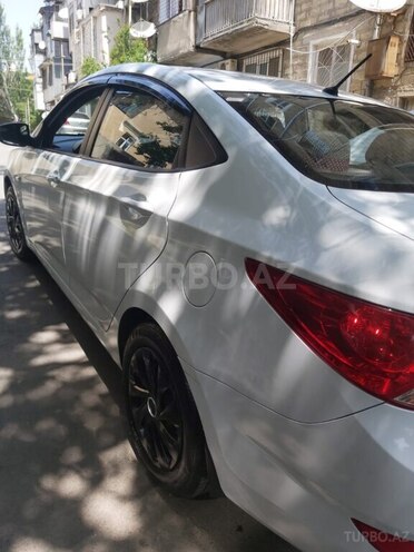 Hyundai Accent 2013, 140,000 km - 1.6 l - Zaqatala